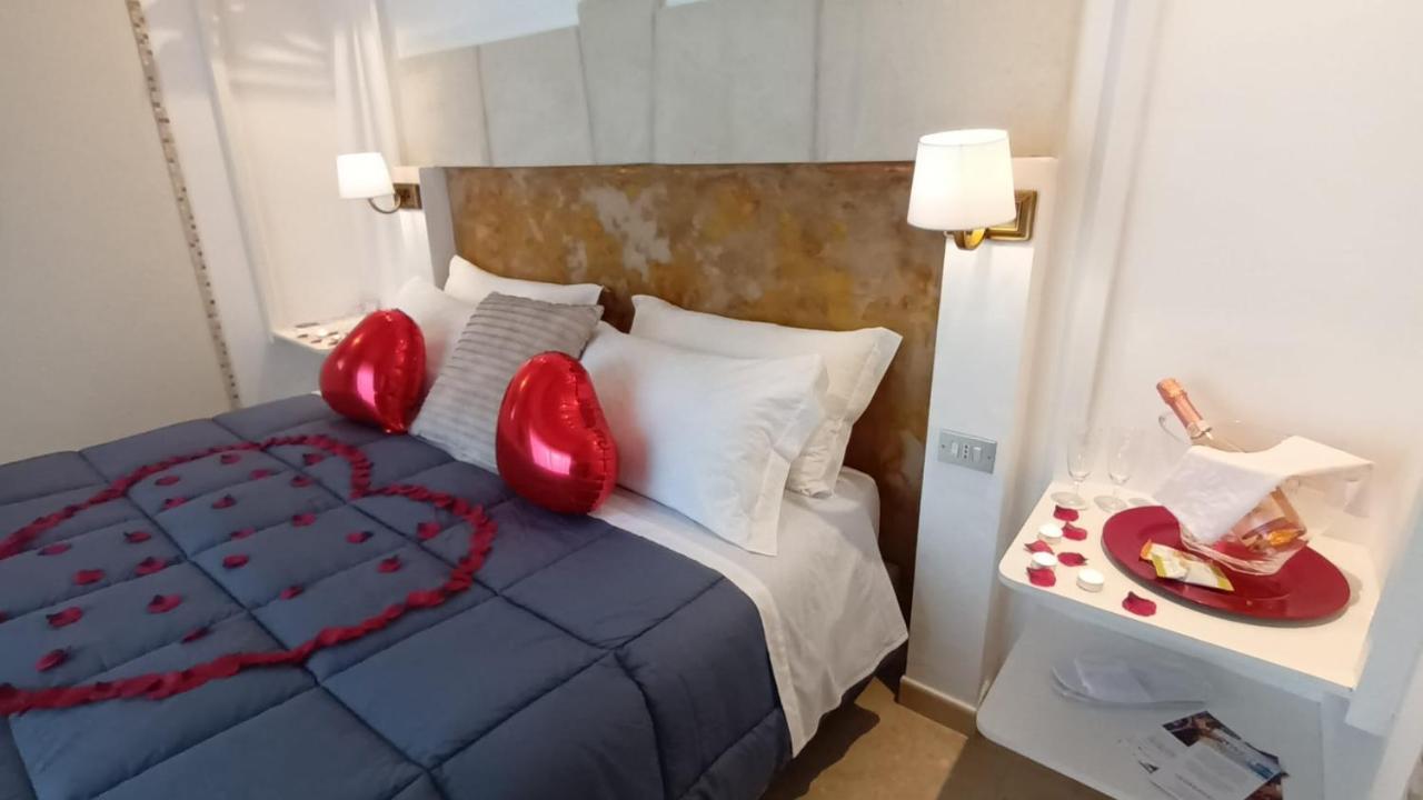 Bed and Breakfast Dimora Mazzini Tuglie Esterno foto