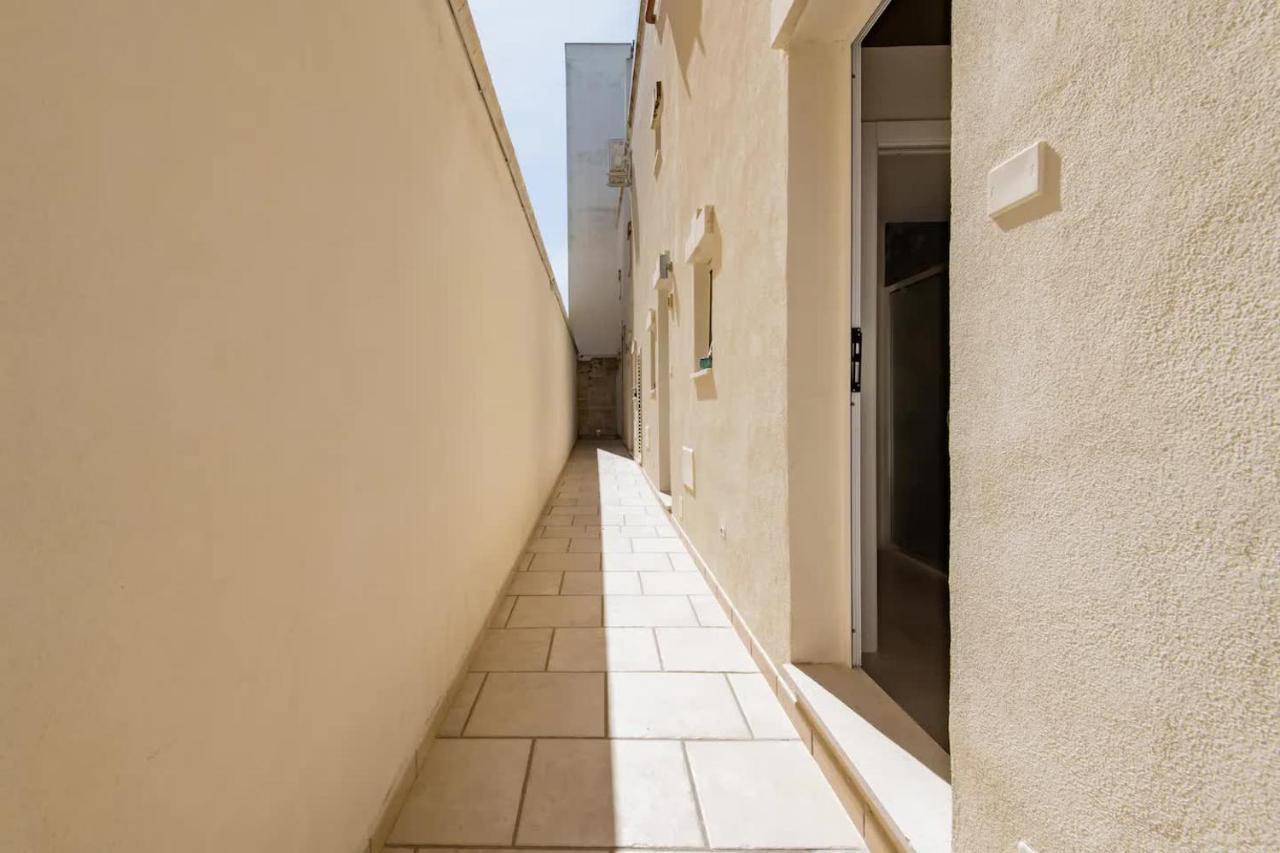 Bed and Breakfast Dimora Mazzini Tuglie Esterno foto